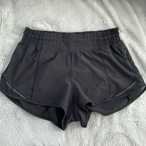 lululemon hotty hot high rise 2.5